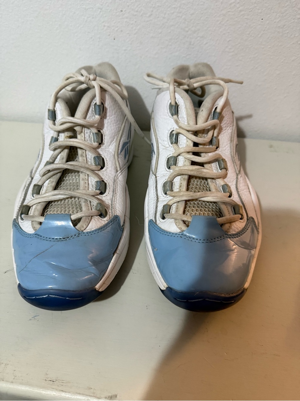 Reebok Kids White and Light Blue Low-Top Sneakers
